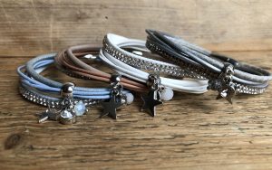 XL armband met strass steentjes en hangers