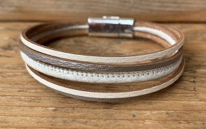 Wit/grijze leren armband